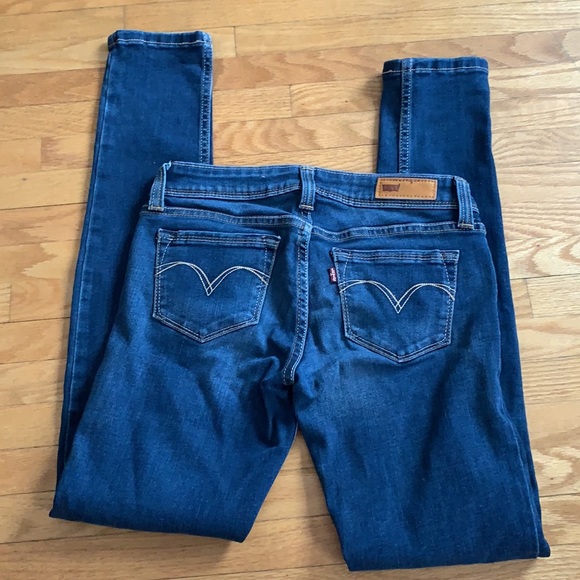 Levi’s Jeans - Picture 3 of 6
